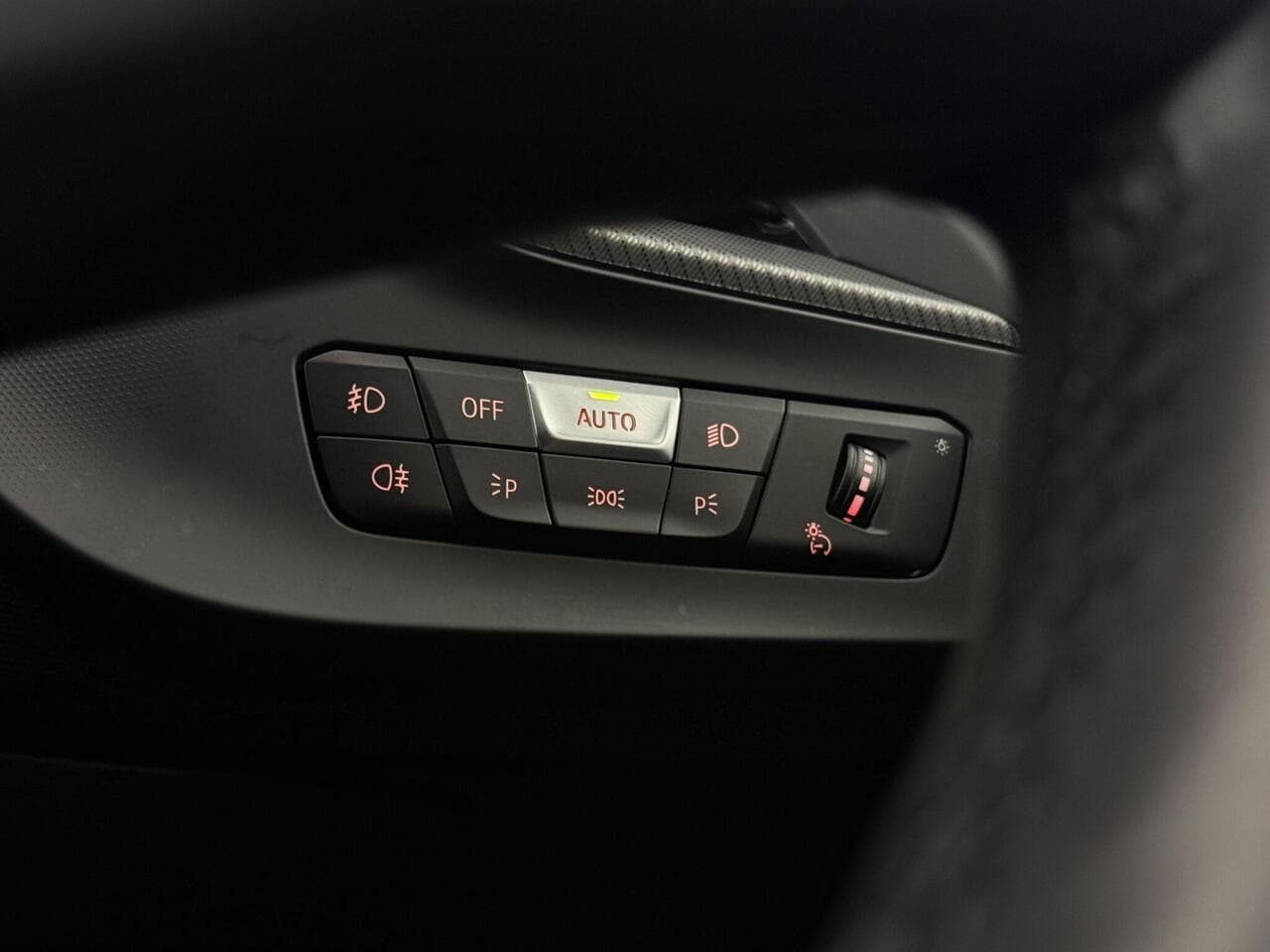 BMW 2 Series Gran Coupe thumbnail Misc Controls