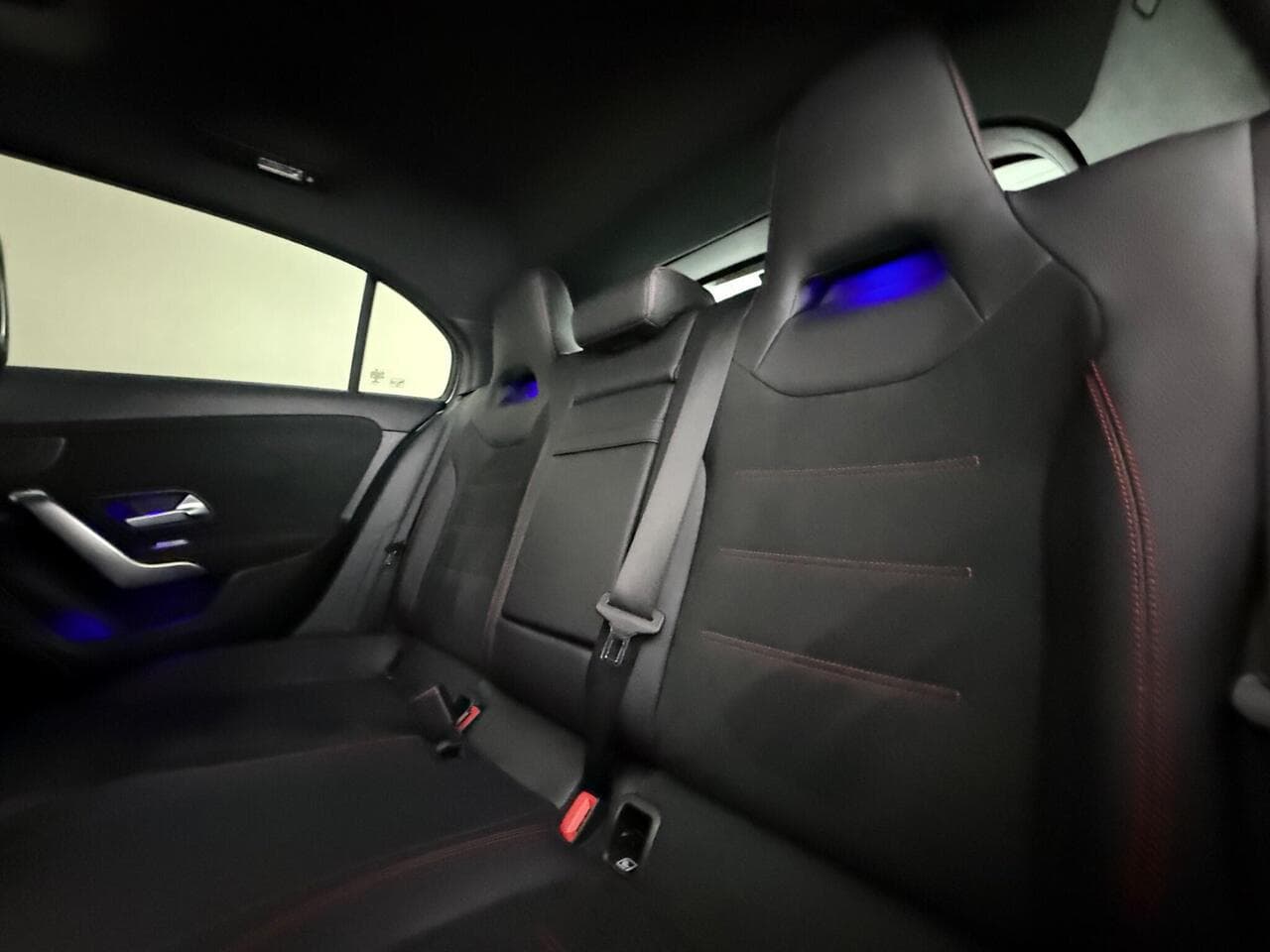 Mercedes-Benz A Class thumbnail Seats Rear