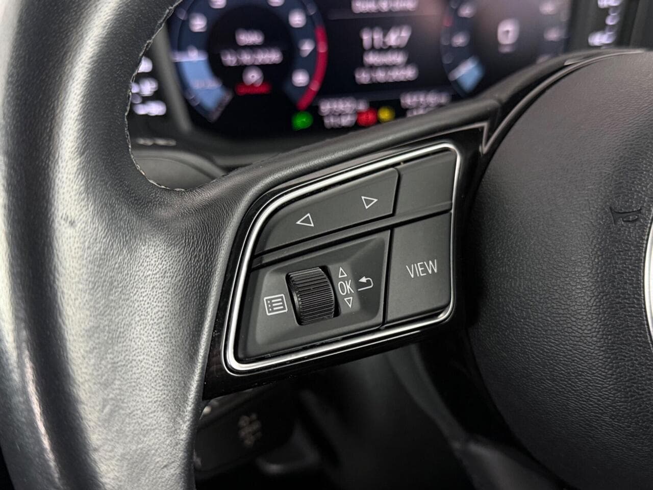 Audi A1 thumbnail Misc Controls