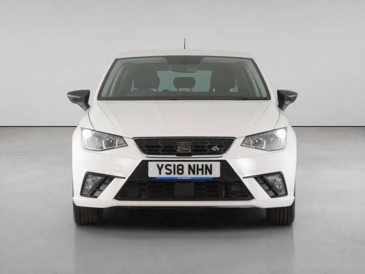 SEAT Ibiza thumbnail Front