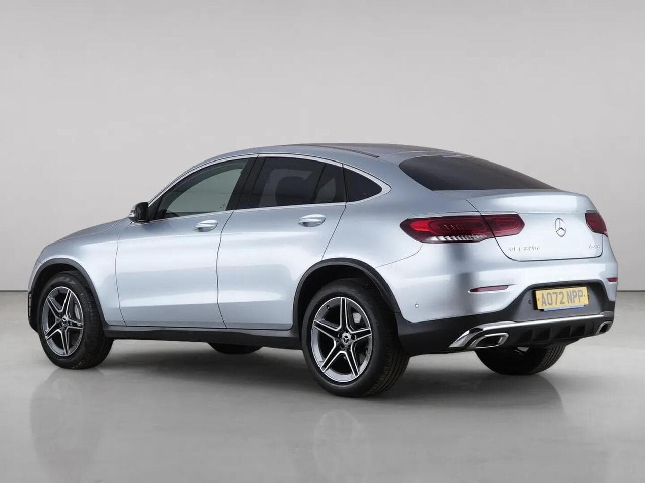 Mercedes-Benz GLC thumbnail Rear Left