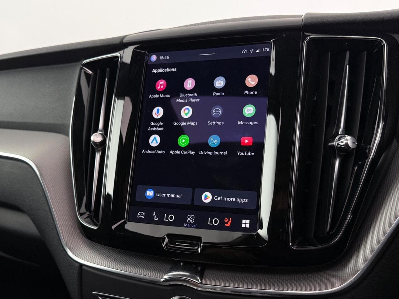 Volvo XC60 thumbnail Infotainment System