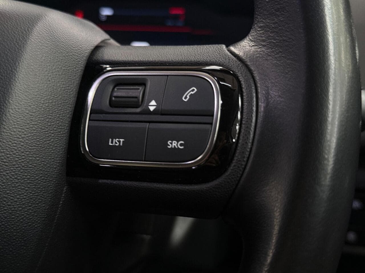 Citroen C5 Aircross thumbnail Misc Controls