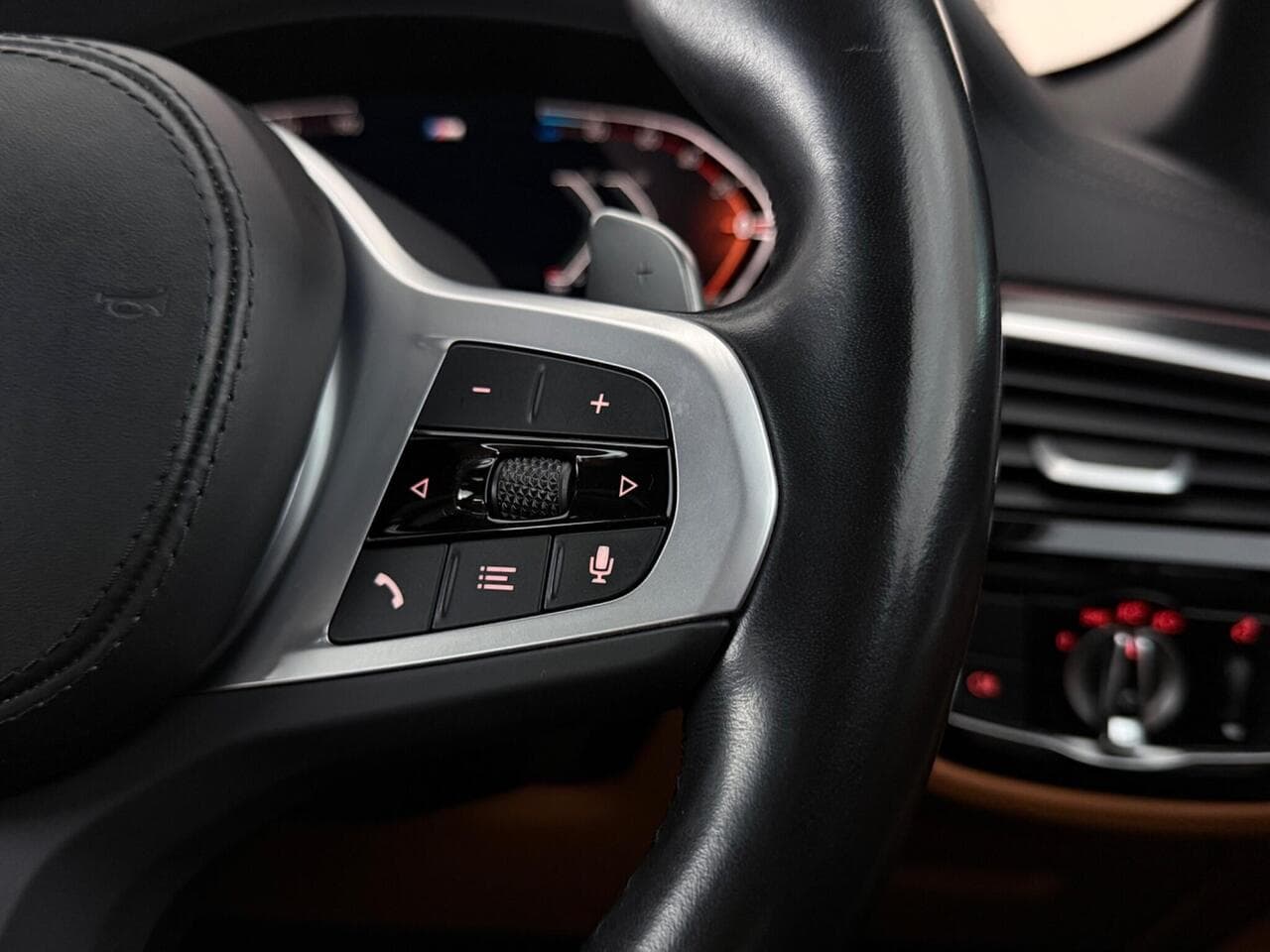 BMW 5 Series thumbnail Misc Controls