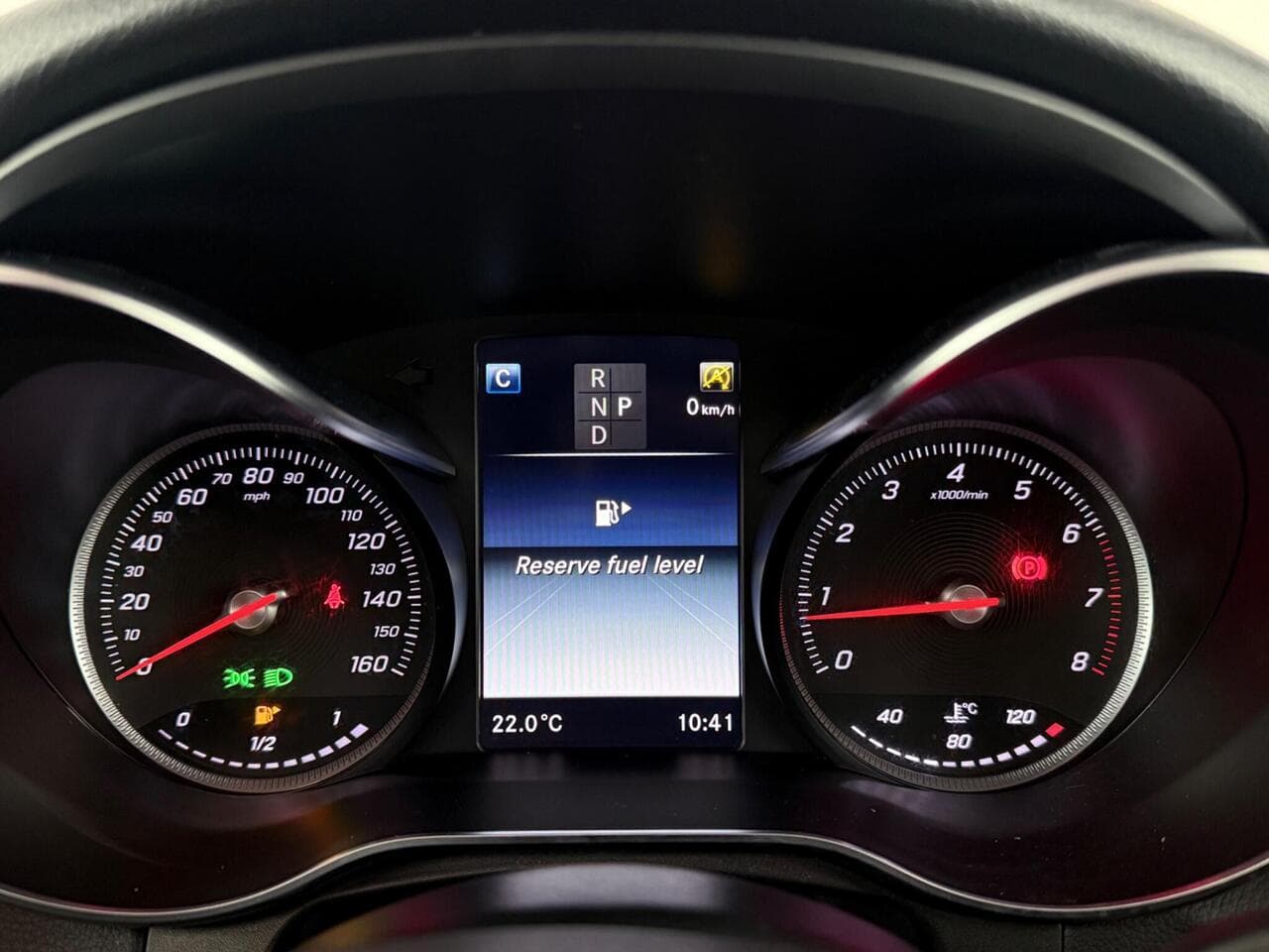 Mercedes-Benz GLC thumbnail Driver Instruments