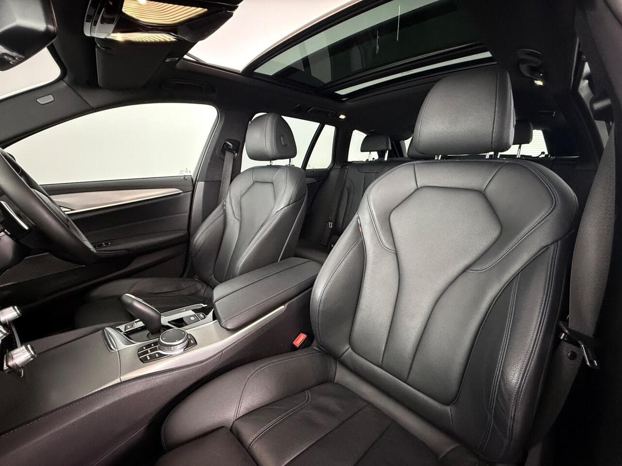 BMW 5 Series thumbnail Seat Front Passenger