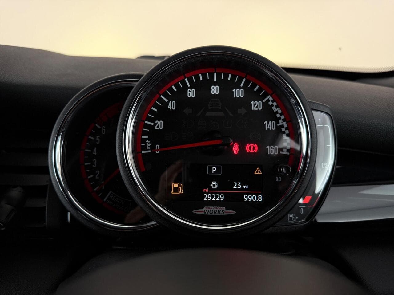 MINI Hatch thumbnail Driver Instruments