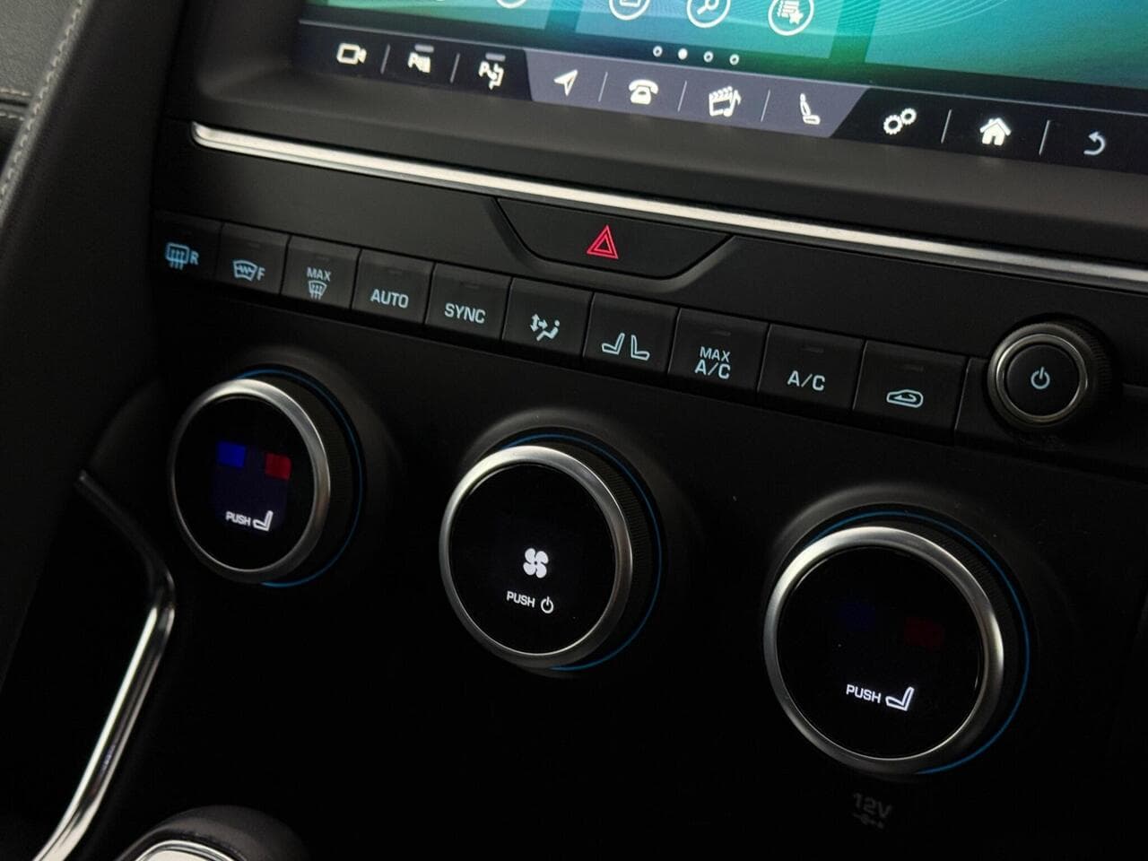 Jaguar E-PACE thumbnail Misc Controls
