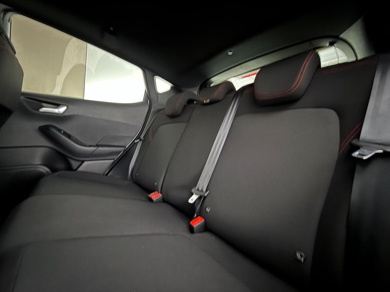 Ford Fiesta thumbnail Seats Rear