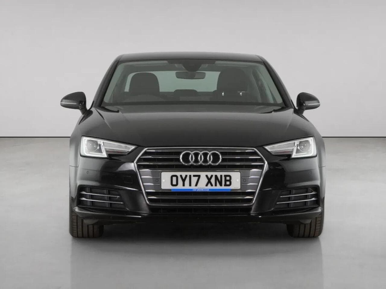 Audi A4 thumbnail Front