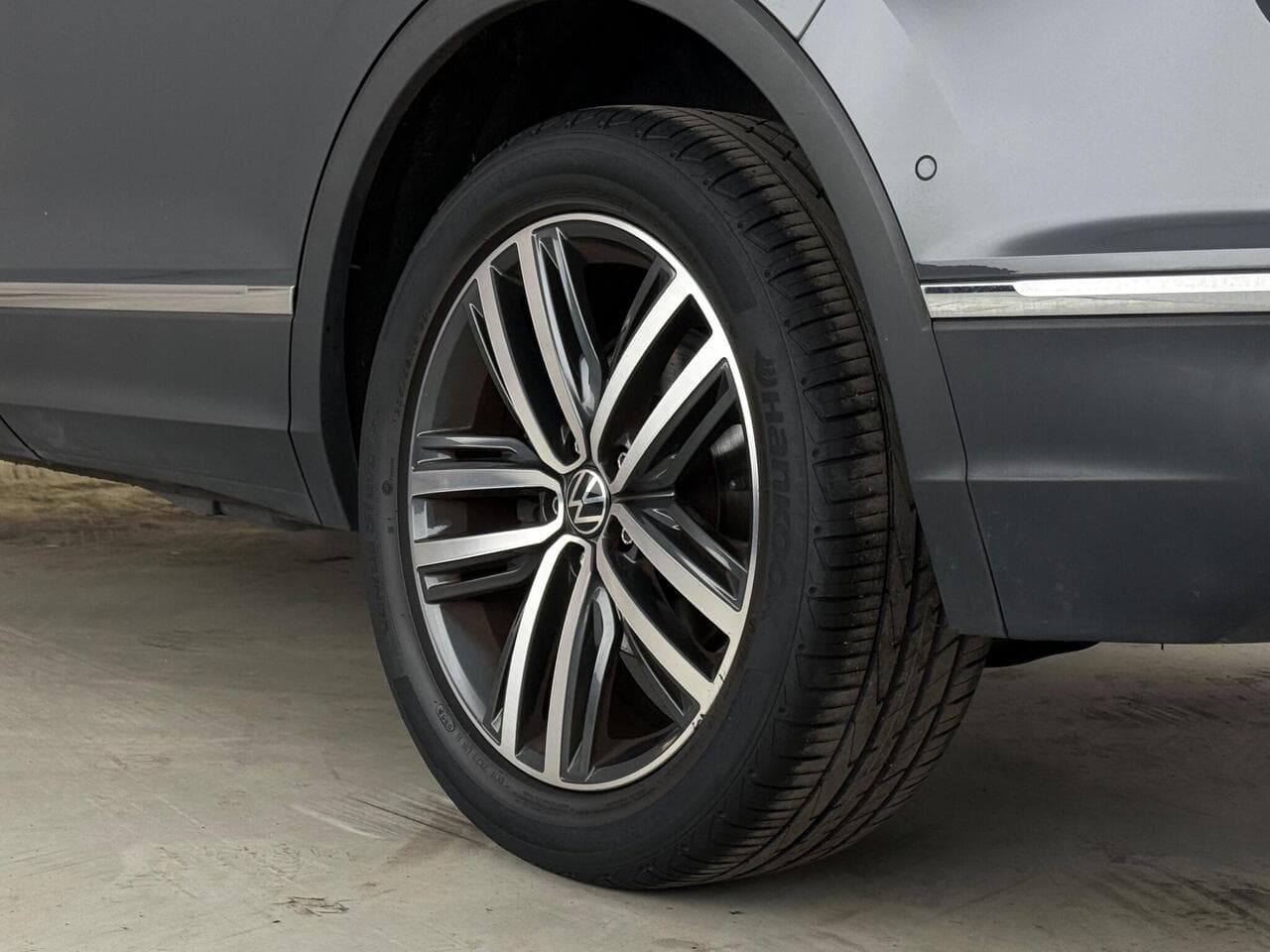 Volkswagen Tiguan thumbnail Wheel
