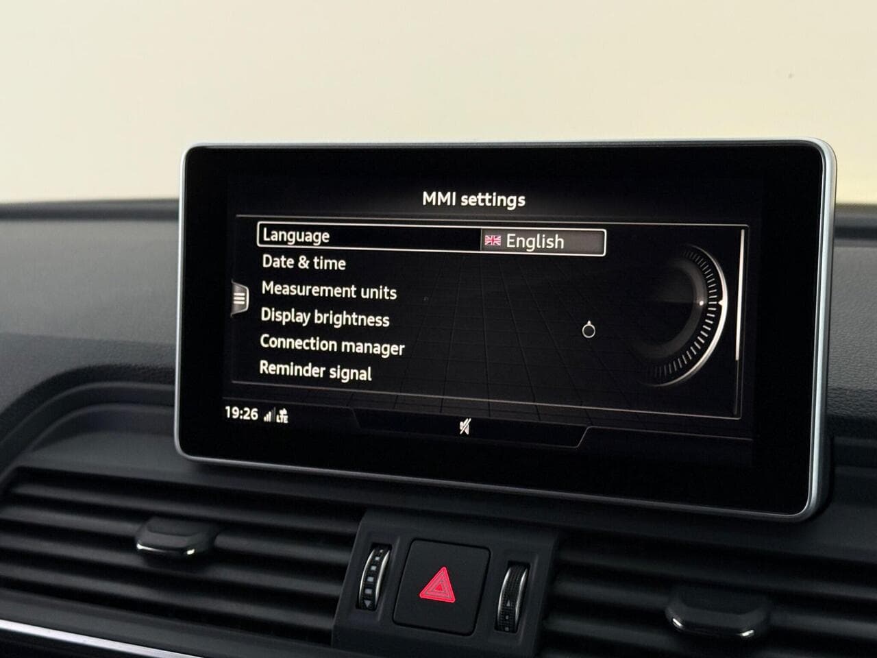 Audi Q5 thumbnail Infotainment System