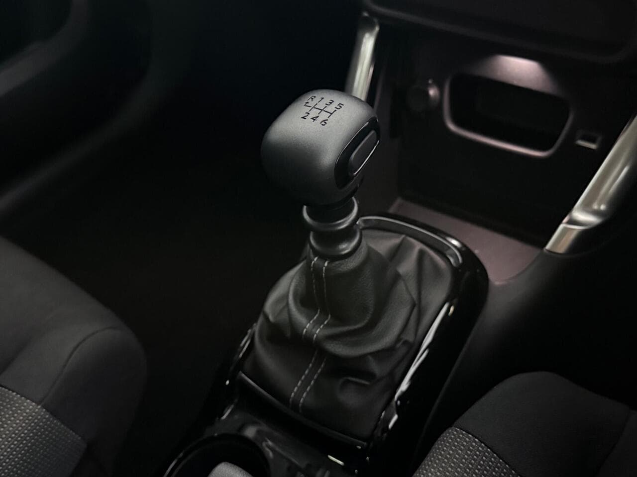 Citroen C3 Aircross thumbnail Interior Front