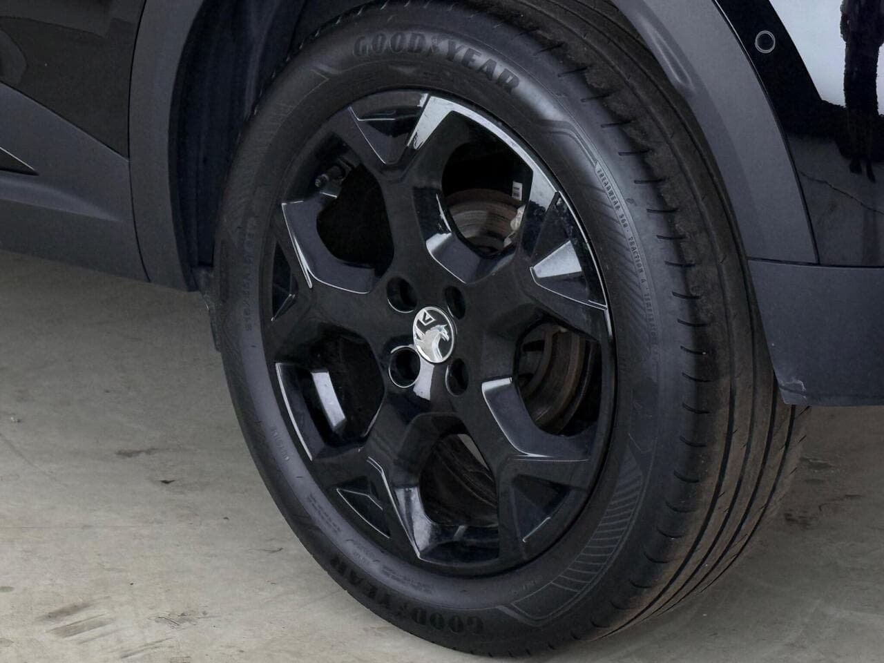 Vauxhall Mokka thumbnail Wheel
