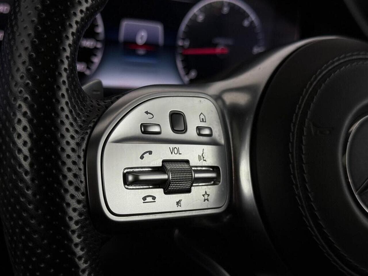 Mercedes-Benz S Class thumbnail Misc Controls
