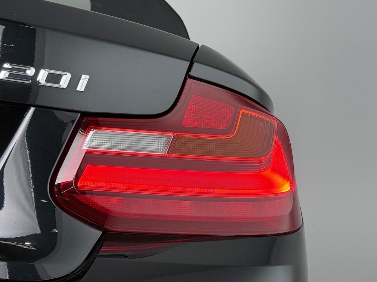 BMW 2 Series thumbnail Lights Rear
