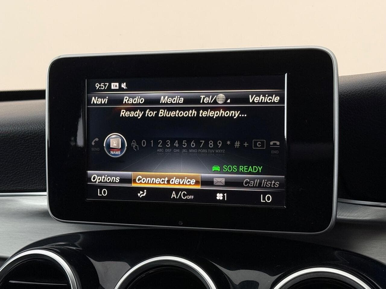 Mercedes-Benz C Class thumbnail Infotainment System