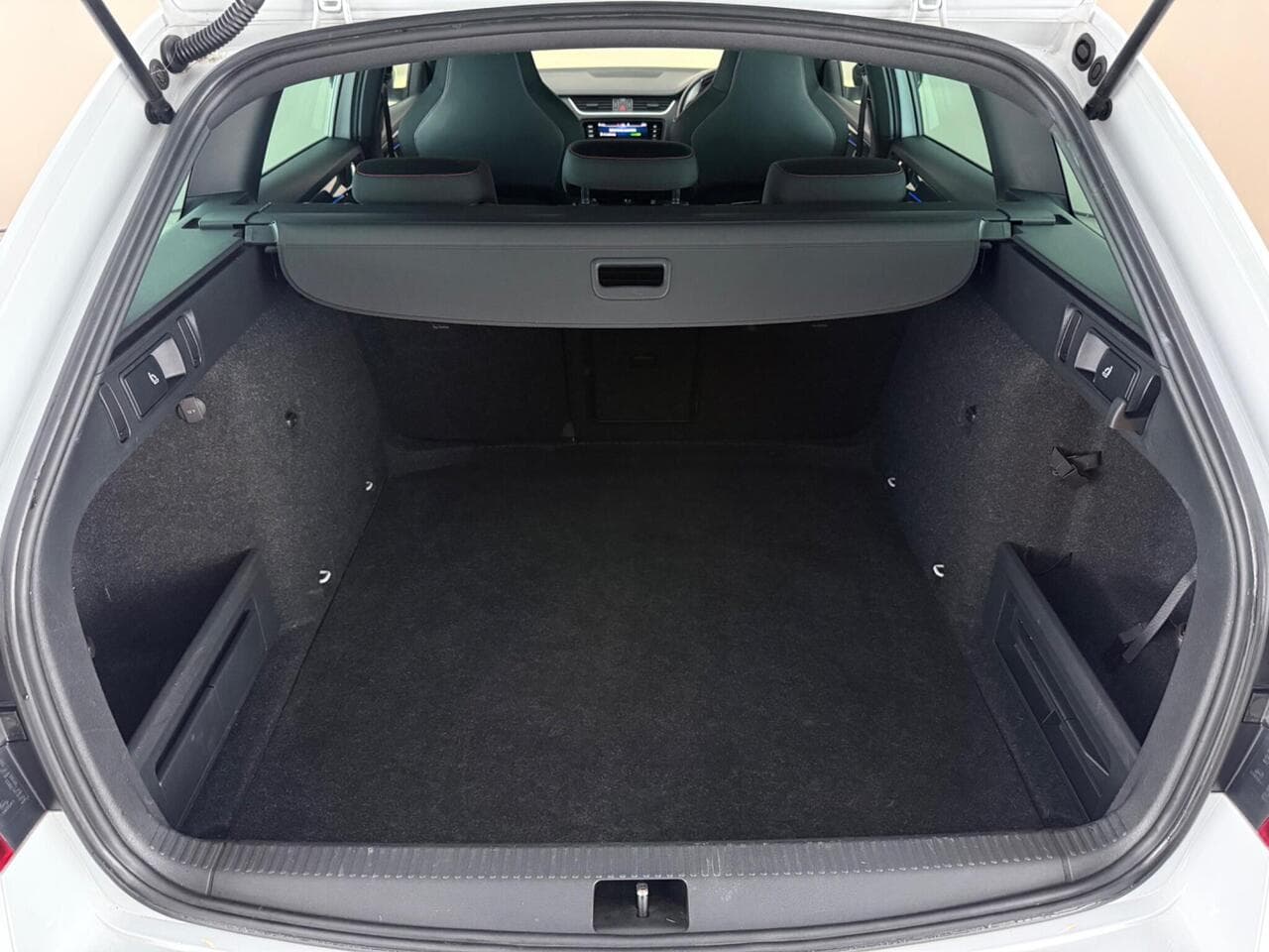 Skoda Octavia thumbnail Boot