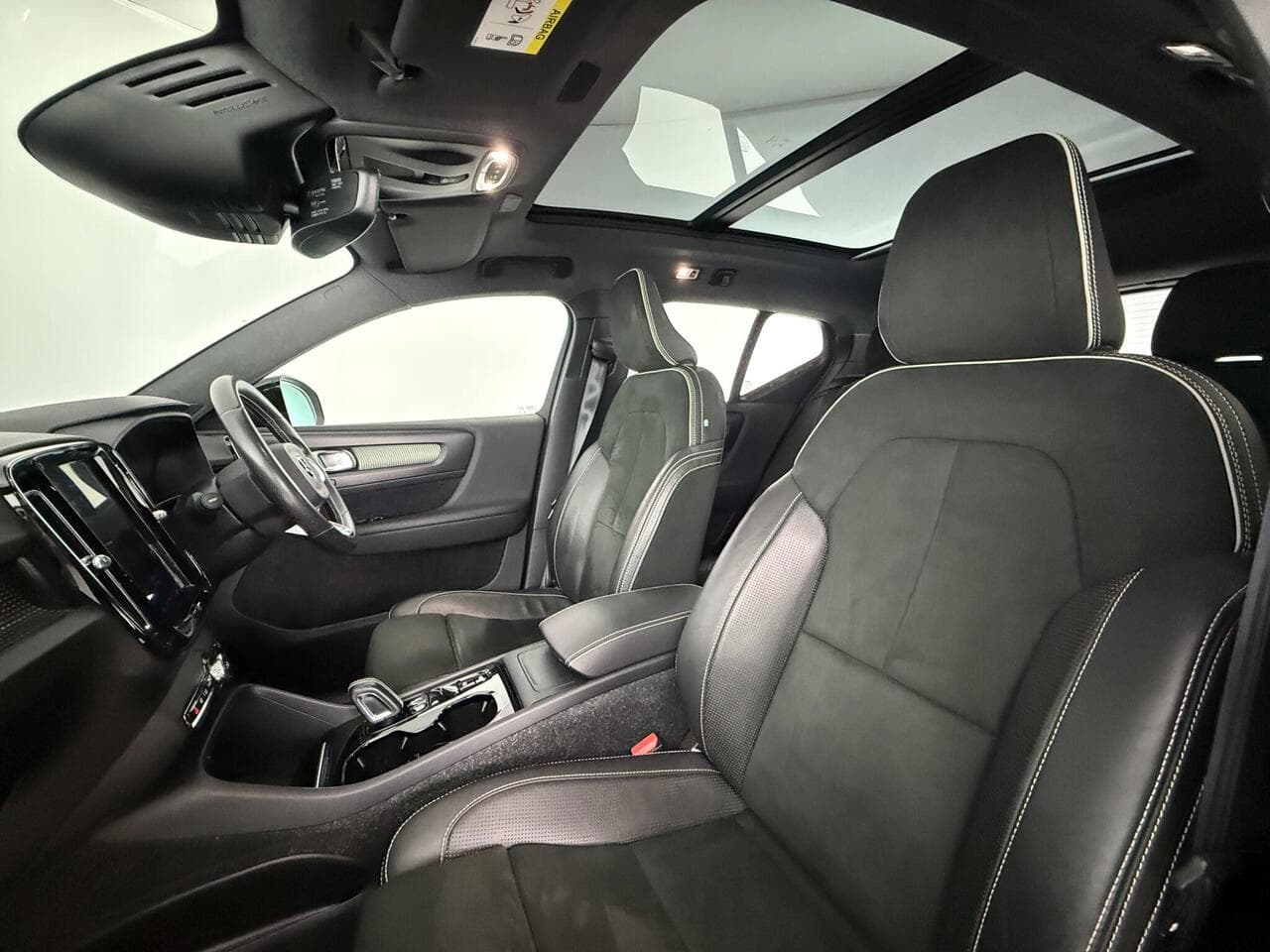 Volvo XC40 thumbnail Seat Front Passenger