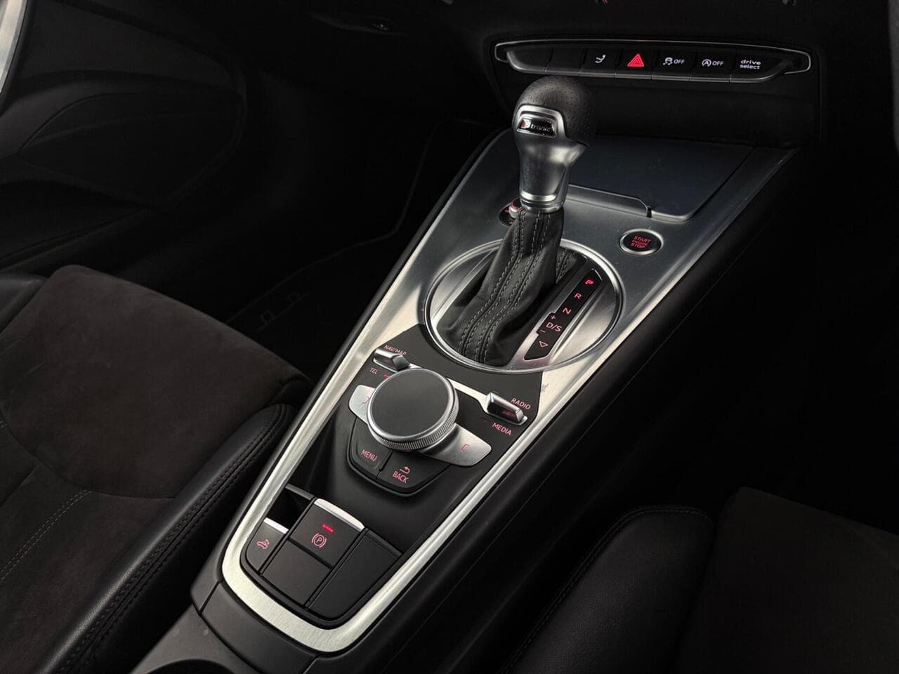 Audi TT thumbnail Interior Front