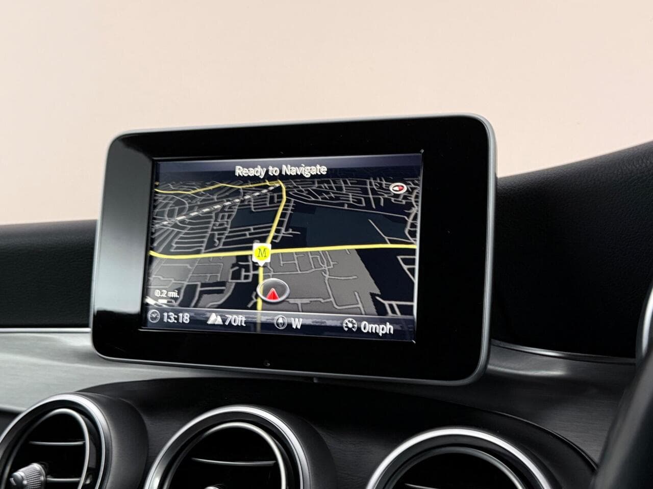 Mercedes-Benz C Class thumbnail Infotainment System