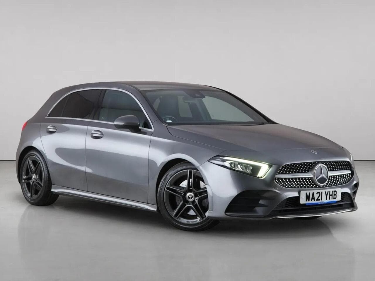 Mercedes-Benz A Class - Mercedes-Benz A Class 2.0 A220d AMG Line 8G-DCT Euro 6 (s/s) 5dr