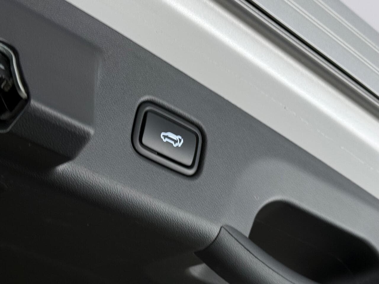 Hyundai TUCSON thumbnail Misc Controls