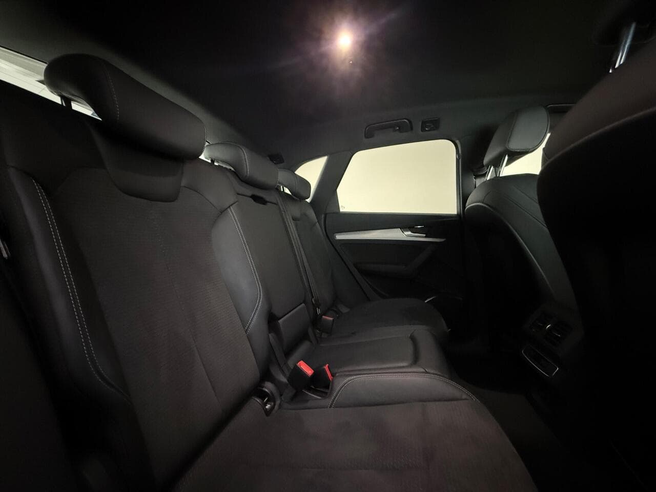 Audi Q5 thumbnail Seats Rear