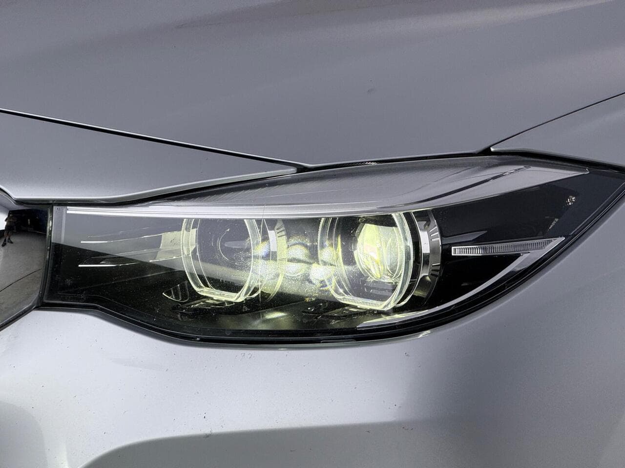 BMW 3 Series Gran Turismo thumbnail Lights Front