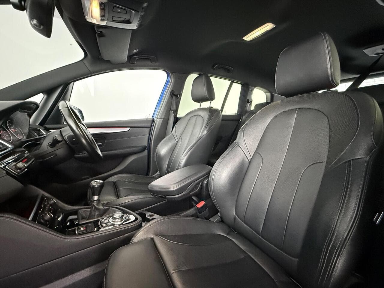 BMW 2 Series Gran Tourer thumbnail Seat Front Passenger