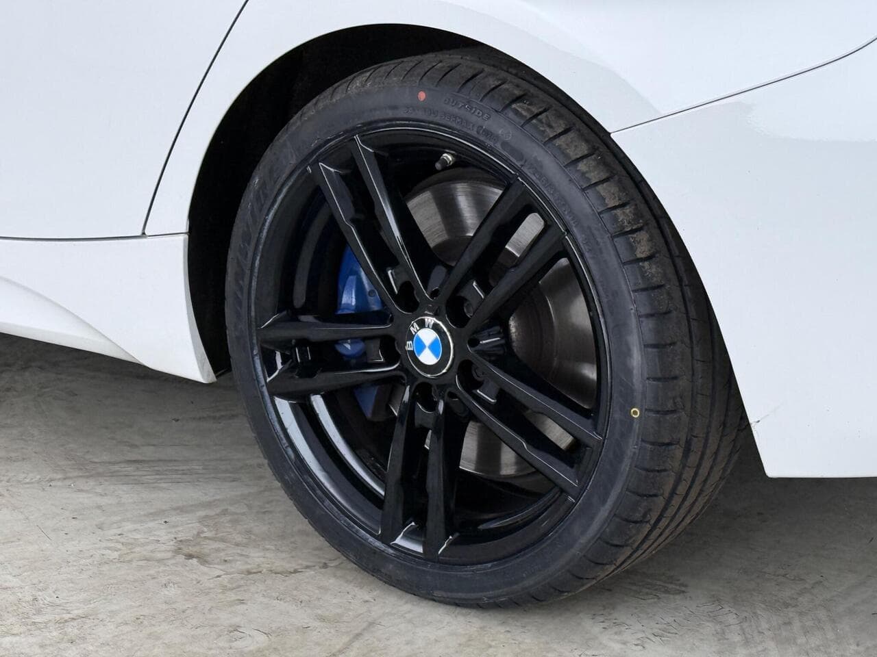 BMW 1 Series thumbnail Wheel