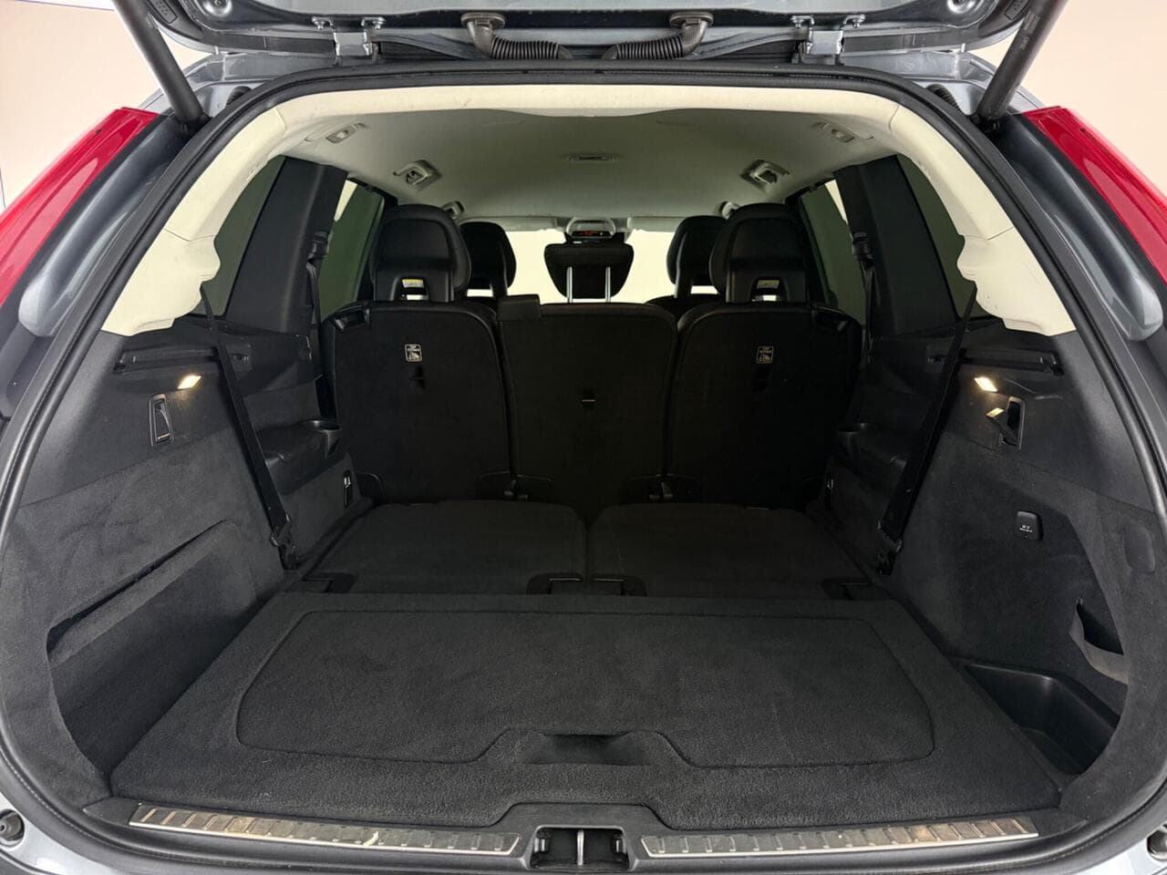 Volvo XC90 thumbnail Boot