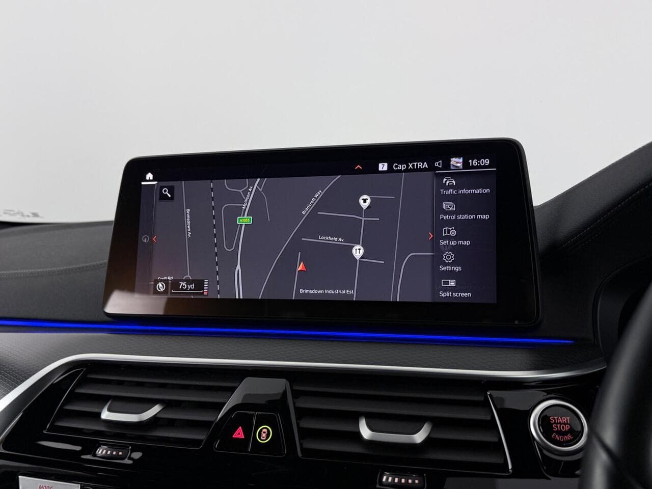 BMW 5 Series thumbnail Infotainment System