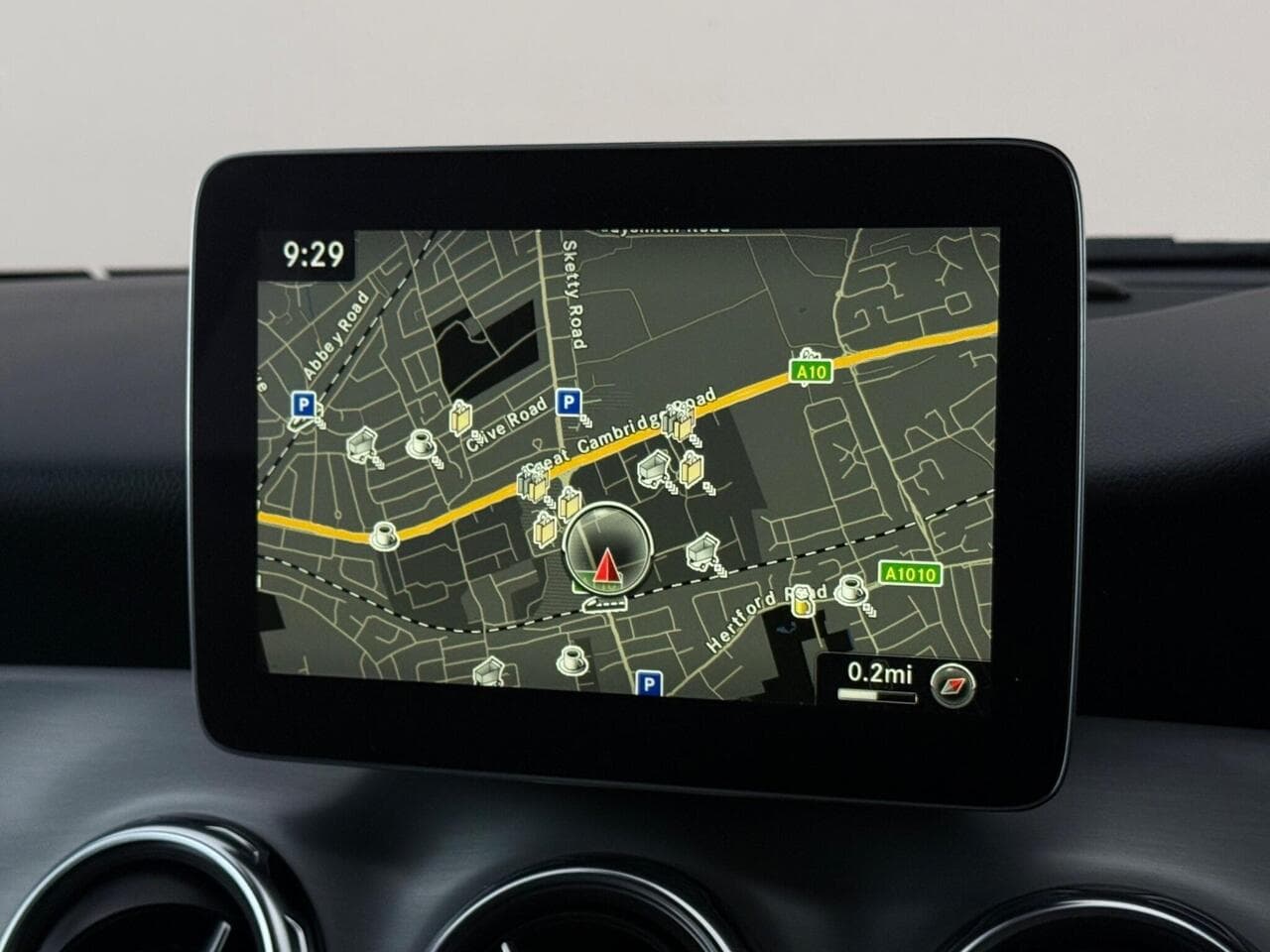 Mercedes-Benz GLA thumbnail Infotainment System