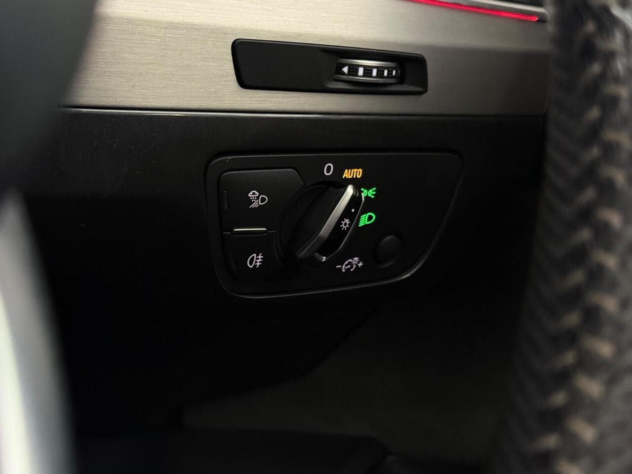Audi Q7 thumbnail Misc Controls