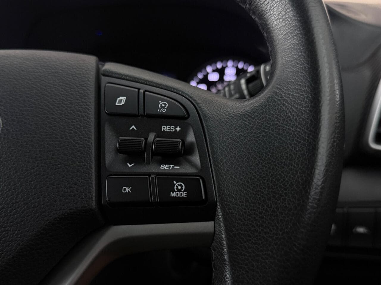 Hyundai TUCSON thumbnail Misc Controls