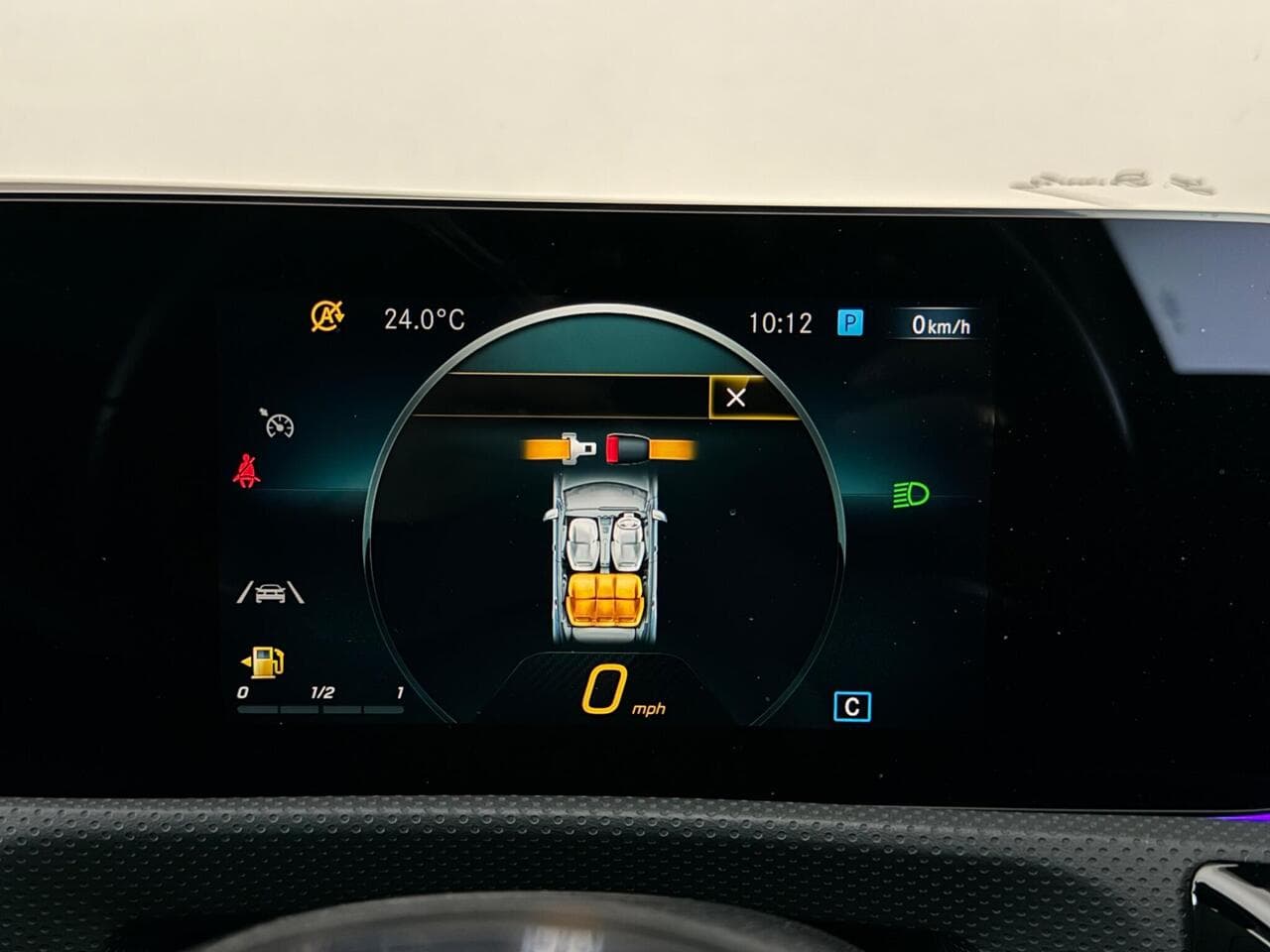 Mercedes-Benz A Class thumbnail Infotainment System