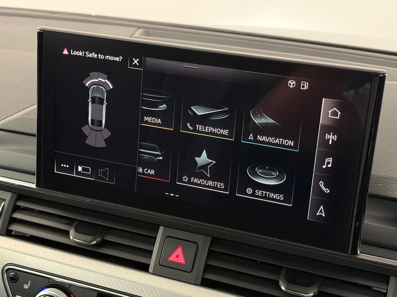 Audi A5 thumbnail Infotainment System