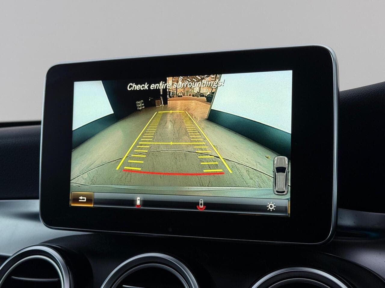 Mercedes-Benz GLC thumbnail Infotainment System