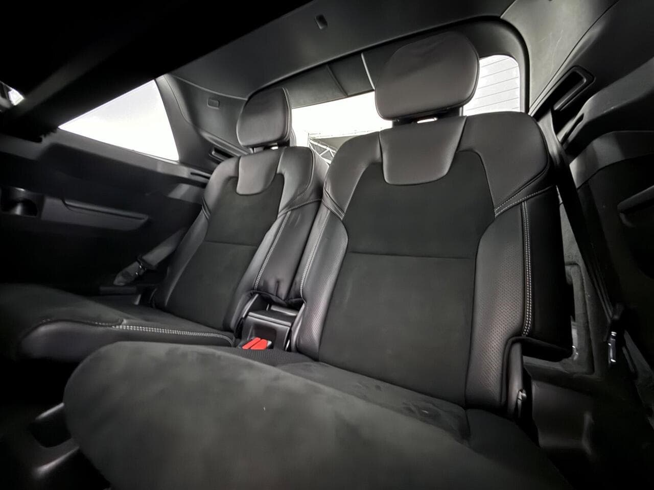 Volvo XC90 thumbnail Seats Rear
