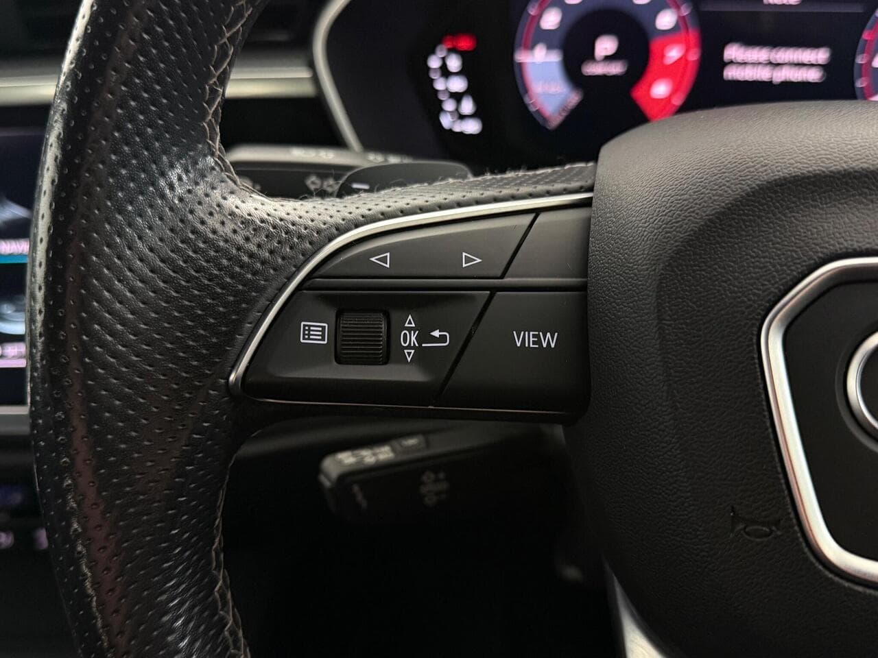 Audi Q3 thumbnail Misc Controls