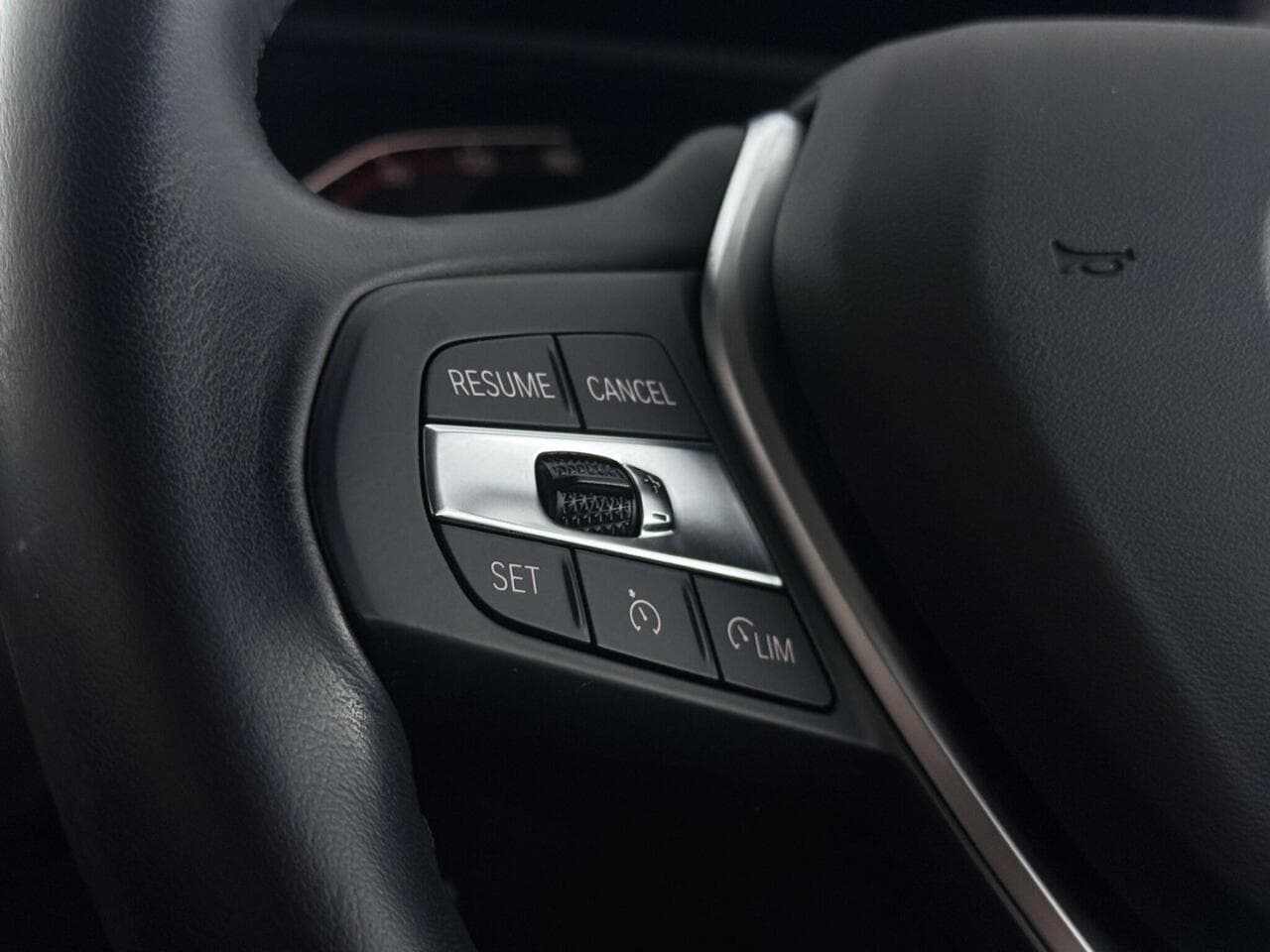 BMW 1 Series thumbnail Misc Controls