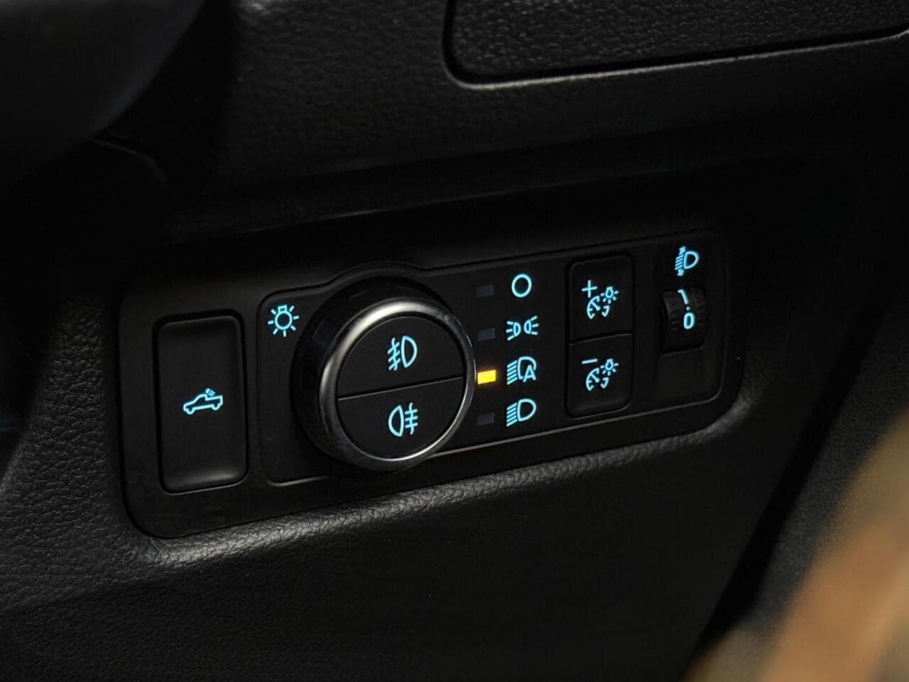 Ford Ranger thumbnail Misc Controls