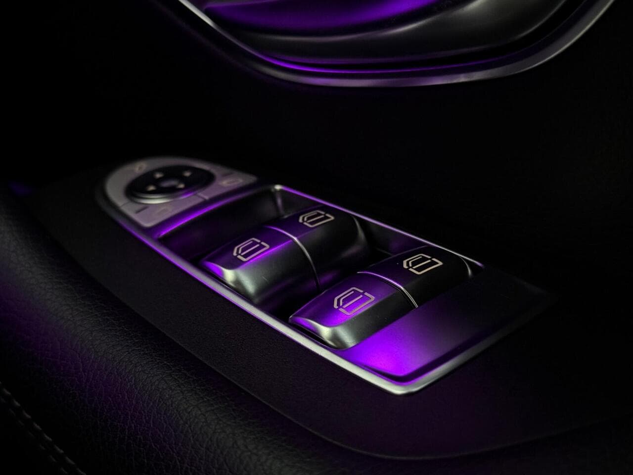 Mercedes-Benz E Class thumbnail Inconclusive