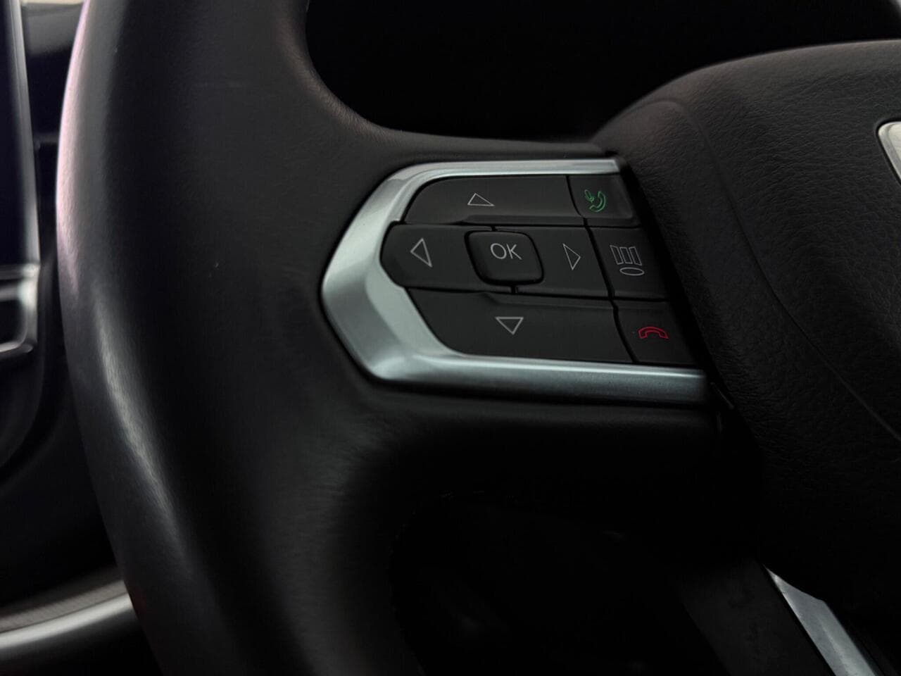 Jeep Compass thumbnail Misc Controls