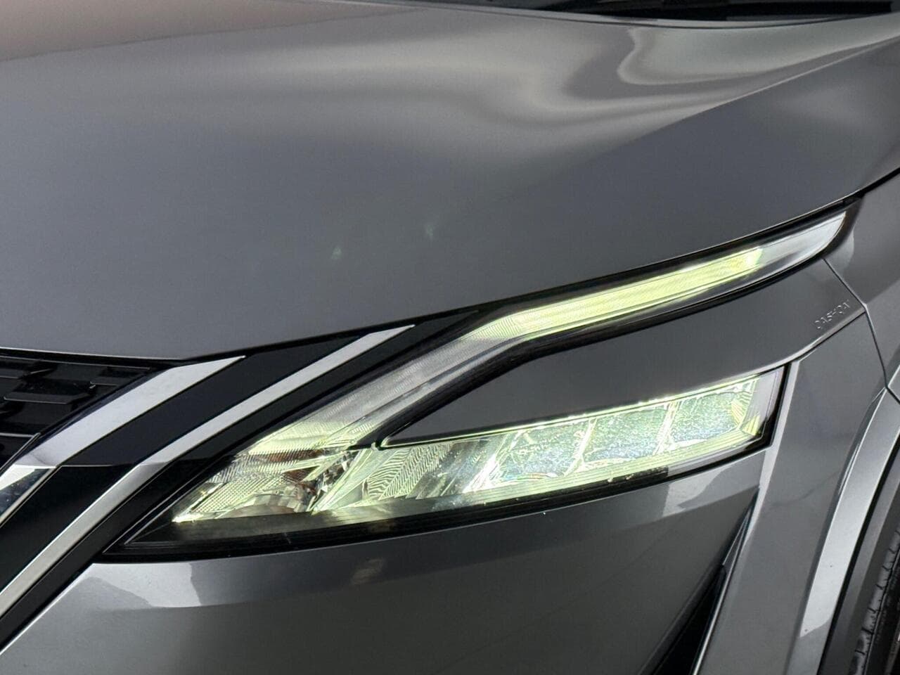 Nissan Qashqai thumbnail Lights Front