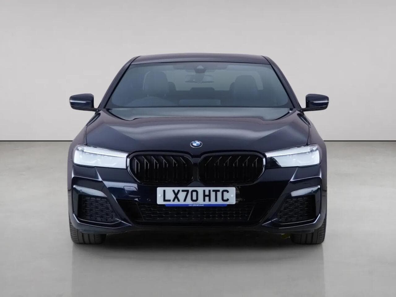 BMW 5 Series thumbnail Front
