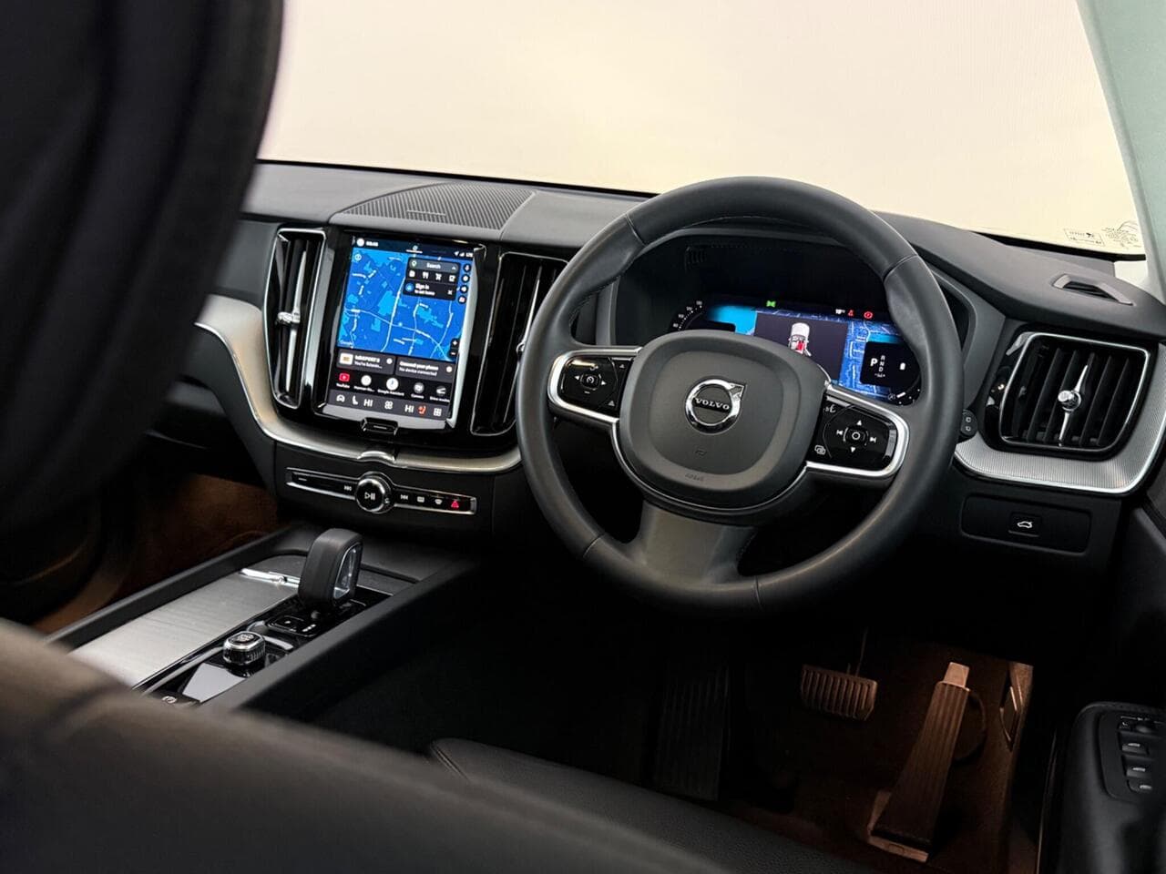 Volvo XC60 thumbnail Interior Front