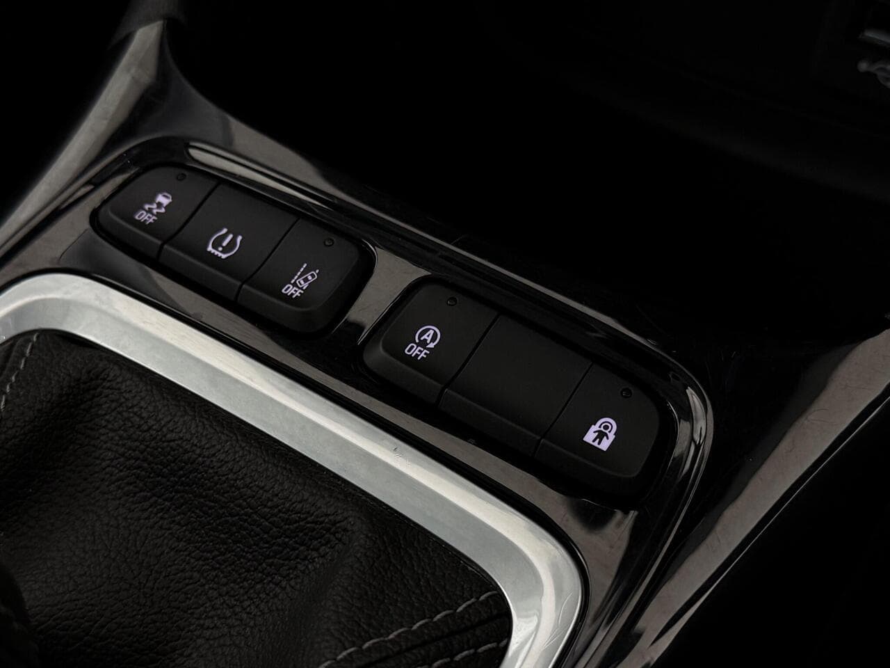 Vauxhall Crossland thumbnail Misc Controls