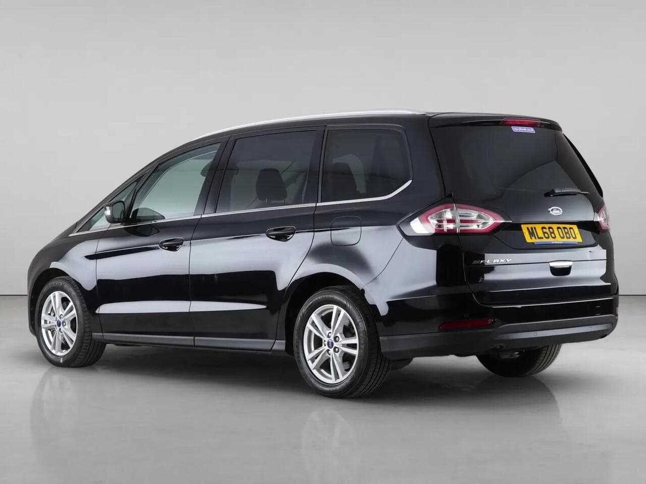 Ford Galaxy thumbnail Rear Left